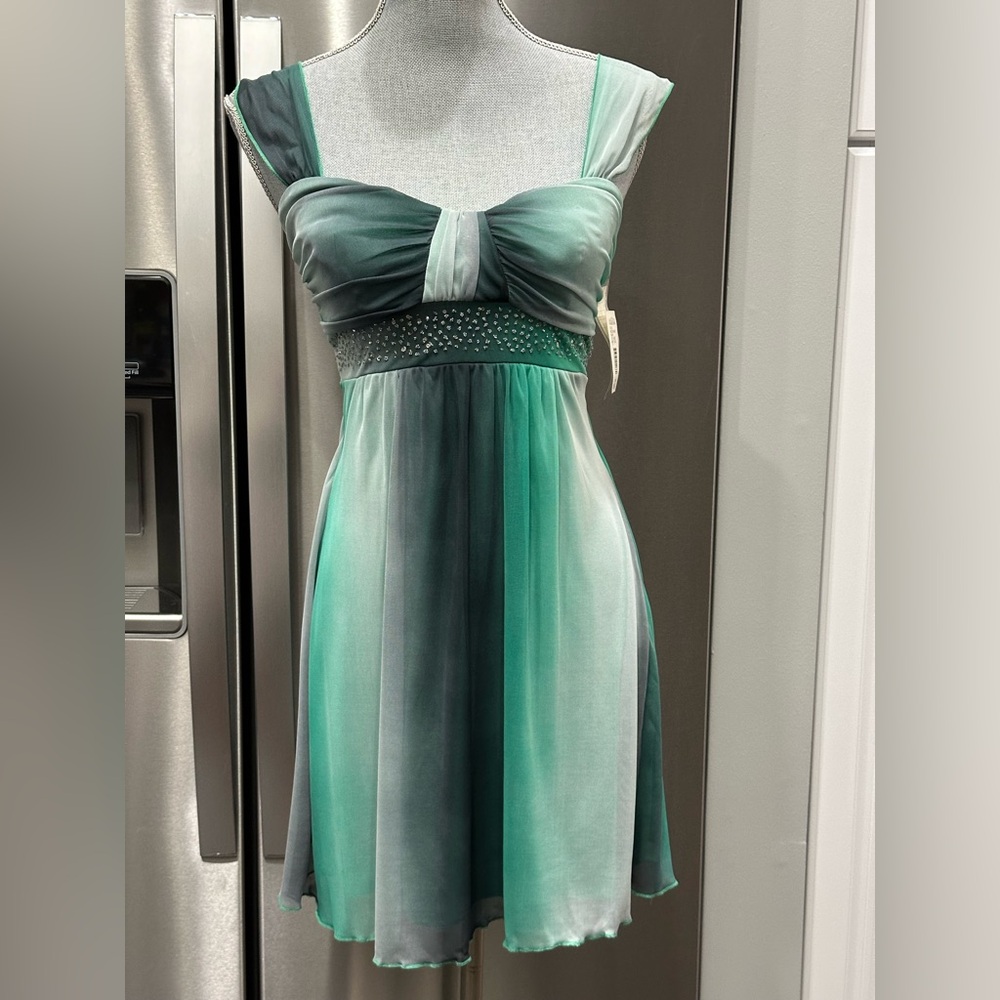New NWT LaBelle multi color green, black & gray dress size small